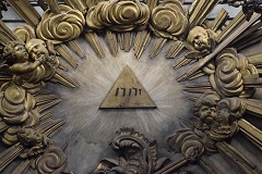 Cattedrale, il tetragrmmaton (YHWH)